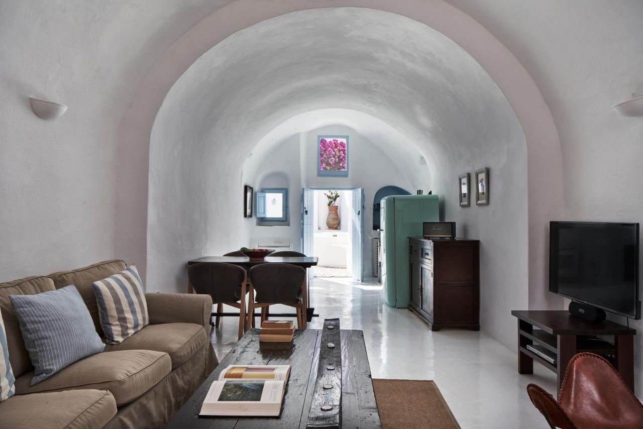2 bedroom charming villa with outdoors jacuzzi Megalochori  Buitenkant foto