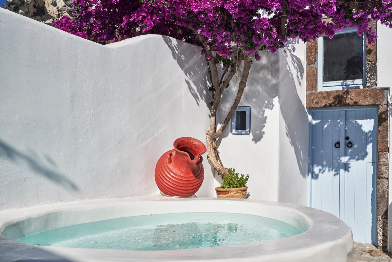 2 bedroom charming villa with outdoors jacuzzi Megalochori  Buitenkant foto