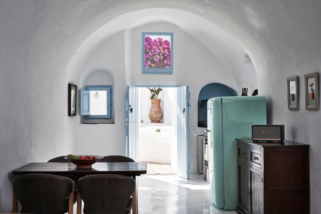 2 bedroom charming villa with outdoors jacuzzi Megalochori  Buitenkant foto