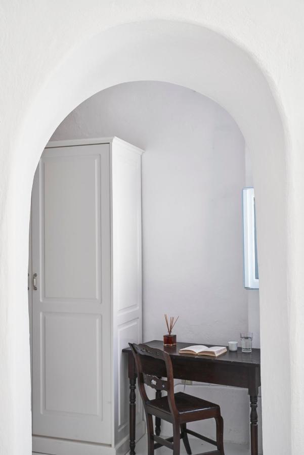 2 bedroom charming villa with outdoors jacuzzi Megalochori  Buitenkant foto
